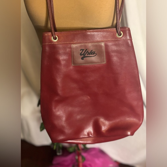 Upla Paris Red Leather Shoulder Bag - Picture 2 of 7